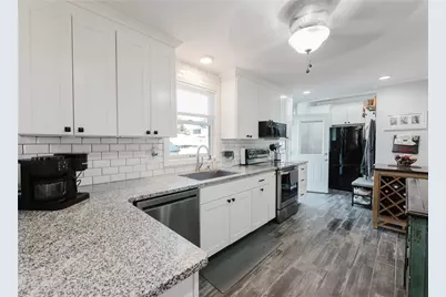 27 Cecile Street, Lincoln, RI 02865 - Photo 12