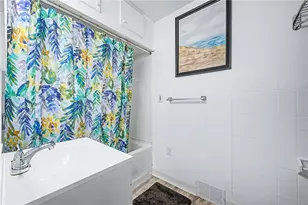 78 Newbury Ave, Woonsocket, RI 02895 - Photo 16
