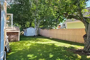 23 Butler St, Newport, RI 02840 - Photo 18