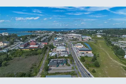 102 Connell Highway, Newport, RI 02840 - Photo 8