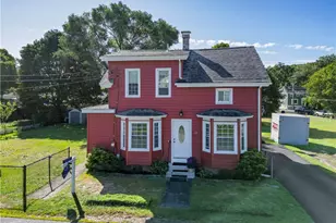 18 Ave F Ave, Lincoln, RI 02865 - Photo 2