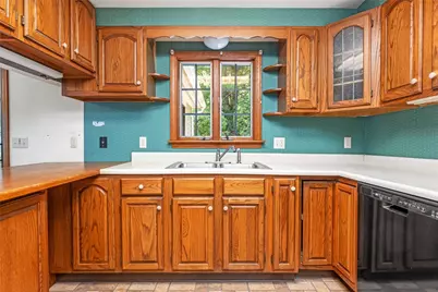 590 Shannock Road, South Kingstown, RI 02879 - Photo 12