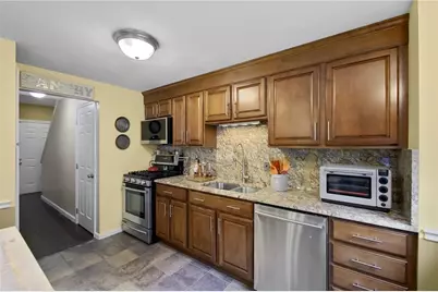 2304 Pinewood Drive, Smithfield, RI 02917 - Photo 4