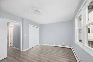 10 Burleigh St, Providence, RI 02904 - Photo 16