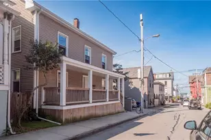 11 Young St, Newport, RI 02840 - Photo 2