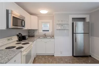 11 Young Street #1, Newport, RI 02840 - Photo 16