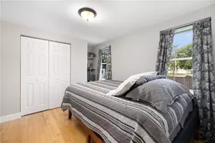 86 Oakside St, Warwick, RI 02889 - Photo 14