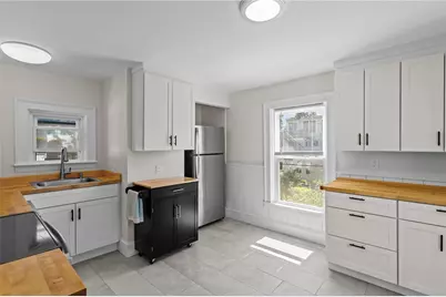 11 Young Street #2, Newport, RI 02840 - Photo 4