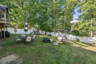 30 Lockwood Rd, Cumberland, RI 02864 - Photo 32
