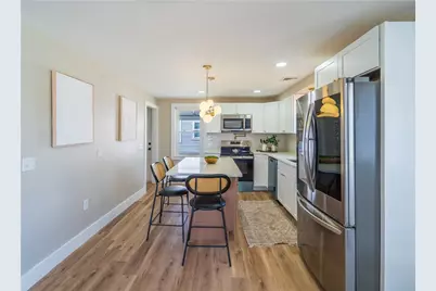 315 Rhode Island Avenue, Pawtucket, RI 02860 - Photo 2
