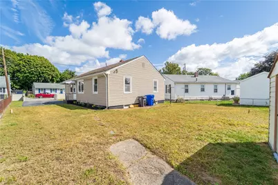 315 Rhode Island Avenue, Pawtucket, RI 02860 - Photo 26