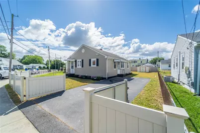 315 Rhode Island Avenue, Pawtucket, RI 02860 - Photo 22