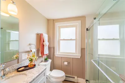 315 Rhode Island Avenue, Pawtucket, RI 02860 - Photo 16