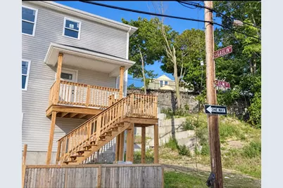 132 Elm Street, Woonsocket, RI 02895 - Photo 4