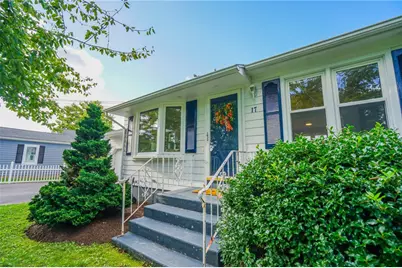 17 Academy Avenue, Bristol, RI 02809 - Photo 6