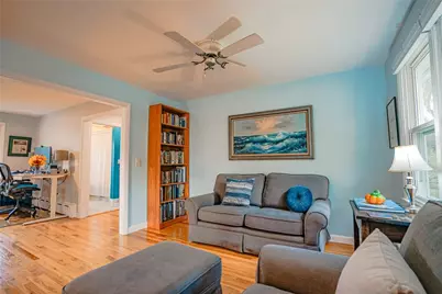 17 Academy Avenue, Bristol, RI 02809 - Photo 16