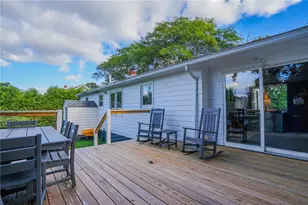 17 Academy Ave, Bristol, RI 02809 - Photo 28