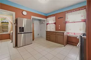 1003 Douglas Ave, Providence, RI 02904 - Photo 12