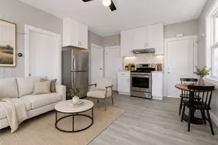 35 Gray St, Providence, RI 02909 - Photo 2