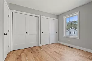 34 Vine St, West Warwick, RI 02893 - Photo 8