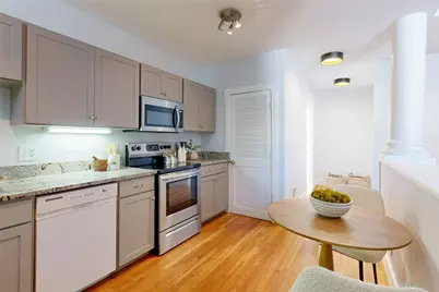 10 East Street #8, Providence, RI 02906 - Photo 12