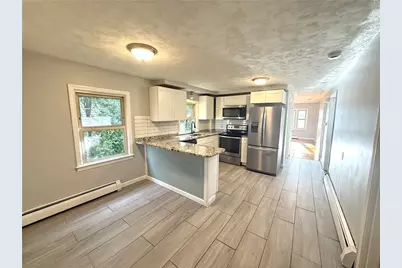 39 Standish Avenue, Providence, RI 02908 - Photo 4