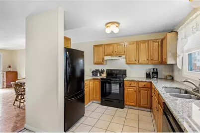 1603 Plainfield Pike #H6, Johnston, RI 02919 - Photo 4