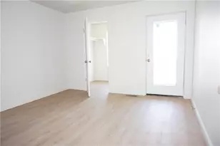 391 Cahill St, Providence, RI 02905 - Photo 16