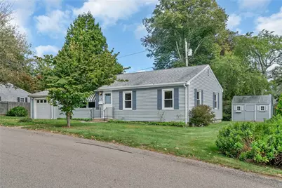 3 Collins Terrace, Middletown, RI 02842 - Photo 4
