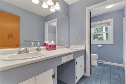 3 Collins Terrace, Middletown, RI 02842 - Photo 24