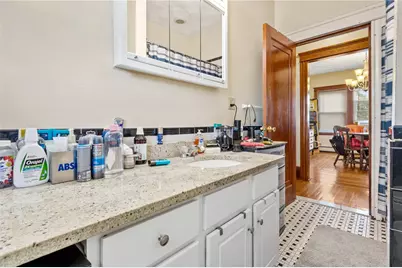 7 Barrett Avenue, North Providence, RI 02904 - Photo 24