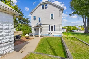 7 Barrett Ave, North Providence, RI 02904 - Photo 40