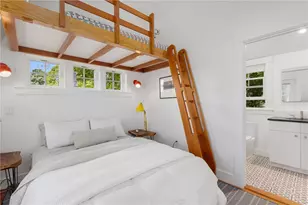 47 Longfellow Rd, Jamestown, RI 02835 - Photo 36