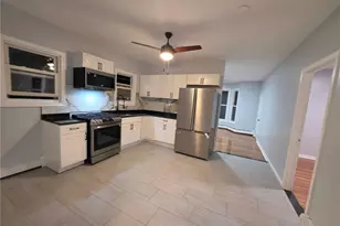 21 Candace St, Providence, RI 02908 - Photo 2
