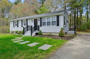 611 Lake Washington Dr, Glocester, RI 02814 - Photo 4