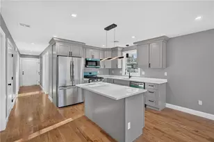 126 Johnson St, Providence, RI 02905 - Photo 4
