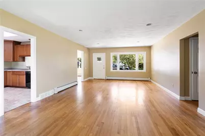 278 Greenend Avenue, Middletown, RI 02842 - Photo 4