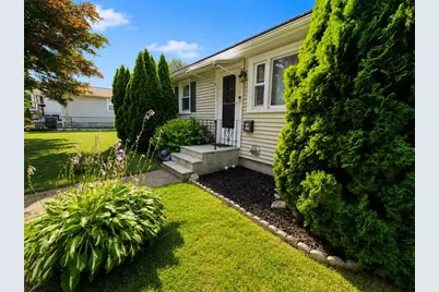 52 Tiffany Street, North Providence, RI 02904 - Photo 2