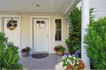 12 Park Avenue #8, Narragansett, RI 02882 - Photo 4