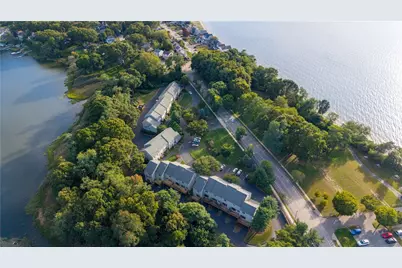 870 Bullocks Point Avenue, East Providence, RI 02915 - Photo 12