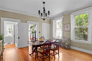16 Sherman St, Newport, RI 02840 - Photo 6