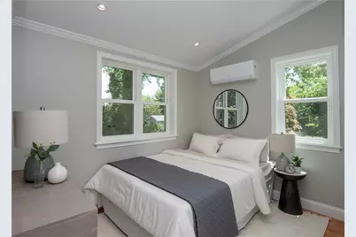 31 Prescott Hall Road, Newport, RI 02840 - Photo 22