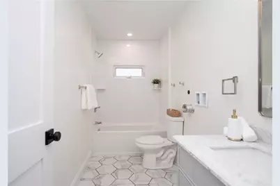 31 Prescott Hall Road, Newport, RI 02840 - Photo 34