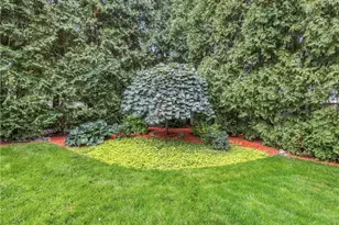 25 Joy St, Johnston, RI 02919 - Photo 34