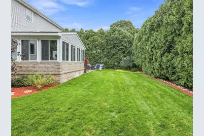 25 Joy Street, Johnston, RI 02919 - Photo 32