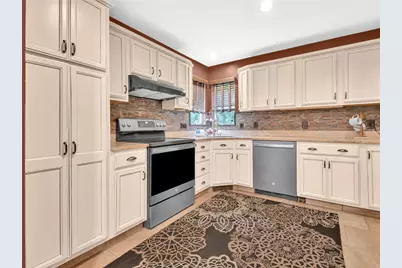 25 Joy Street, Johnston, RI 02919 - Photo 12