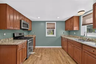 660 Tower Hill Rd, North Kingstown, RI 02852 - Photo 26