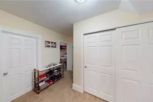 51 Barrows St, Providence, RI 02909 - Photo 16