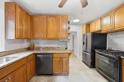 234 Fifth Street, Providence, RI 02906 - Photo 40