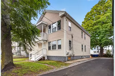 28 Pumgansett Street, Providence, RI 02908 - Photo 4